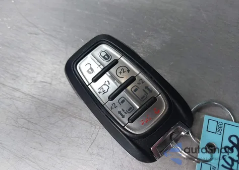 2017 Chrysler Pacifica Touring-L Plus z USA, uszkodzony, nr VIN 2C4RC1EG9HR525893